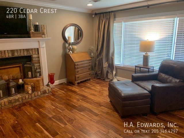 Photo - 220 Cedar Crest