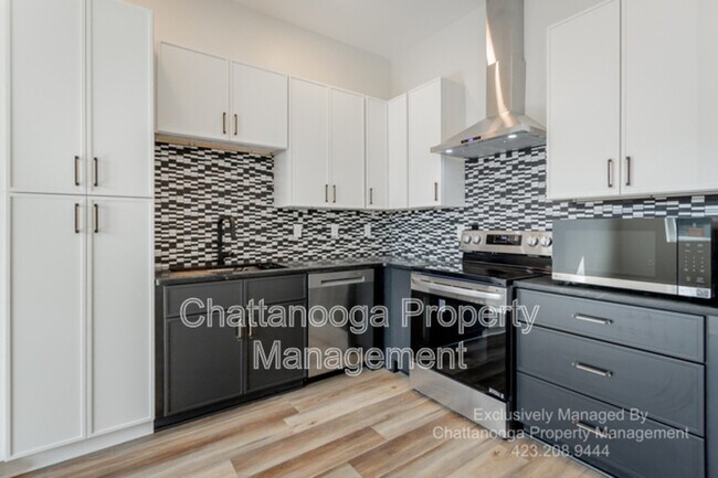 Photo - 1861 Zeta Way