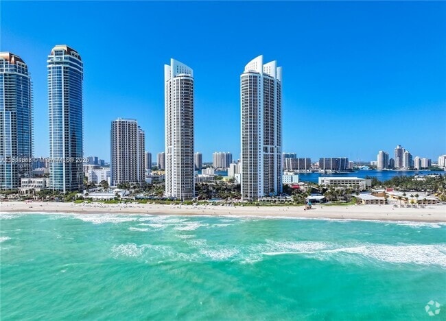 Building Photo - 18101 Collins Ave Unit PH104 Rental