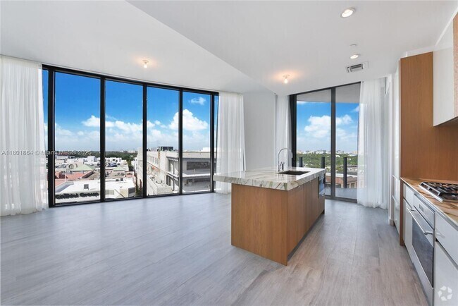 Building Photo - 2831 S Bayshore Dr Unit 908 Rental