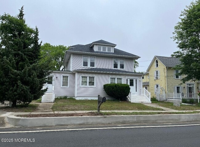 Photo - 724 W Bay Ave Apartment