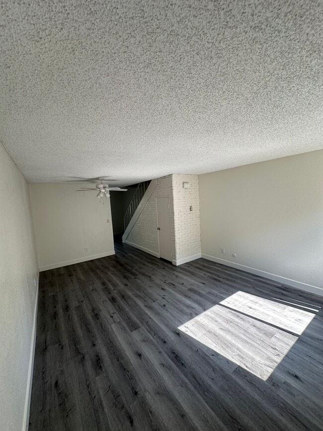 Photo - LA JOLLA 2 BED / 1 BATH WITH PRIVATE PATIO...