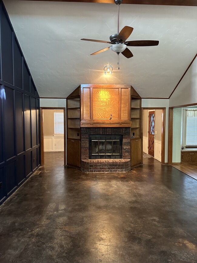 Photo - 17600 Durbin Park Rd