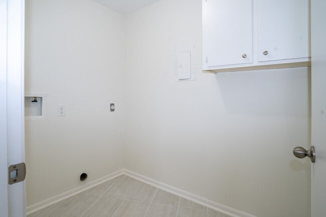 Photo - 6404 Olympia Dr Unit 134