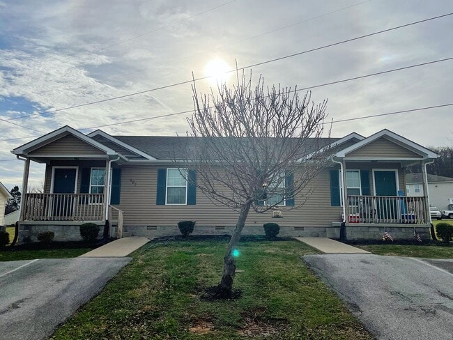 Building Photo - Lower Stone Apartments Unit 407A - Duplex