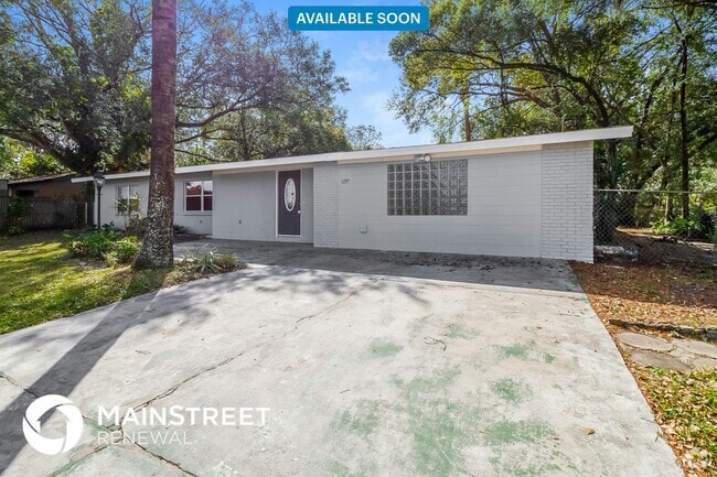 Building Photo - 1197 W Lakeview Cir Rental