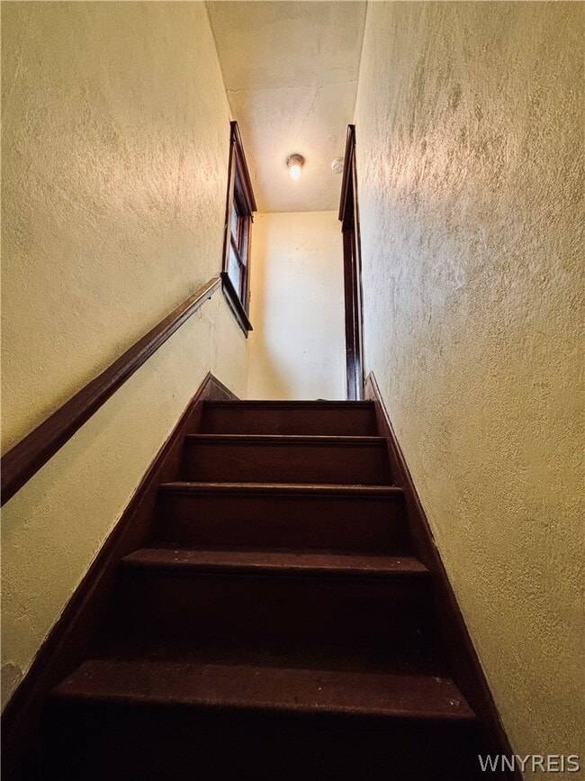 Photo - 297 Davidson Ave