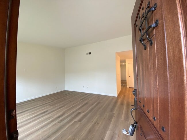 Photo - Spacious 4 Bedroom 2 Bath in Desirable Oceanside!