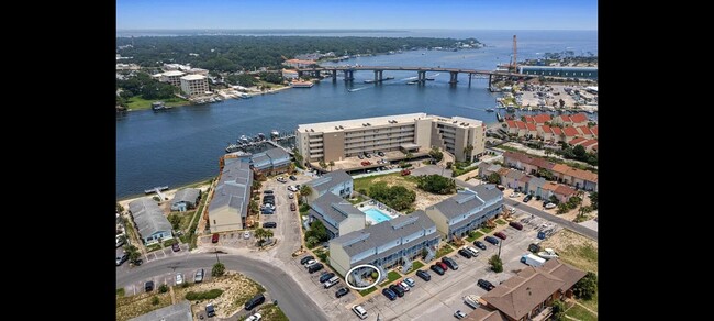 Building Photo - 330 Bluefish Dr Unit 103 Rental