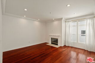 Photo - 11737 Goshen Ave