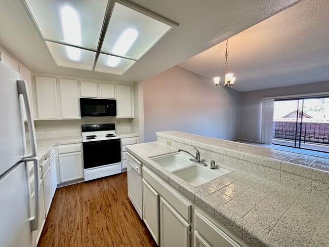 Photo - Gorgeous 1 bedroom Condo with 1 Car Garage!