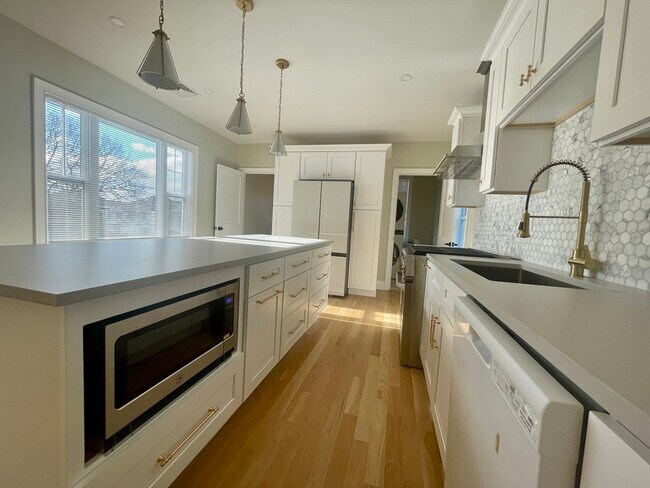 Photo - 1166 Fellsway Unit 2