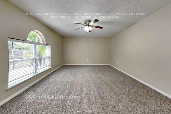 Photo - 1701 Alhambra Crest Dr