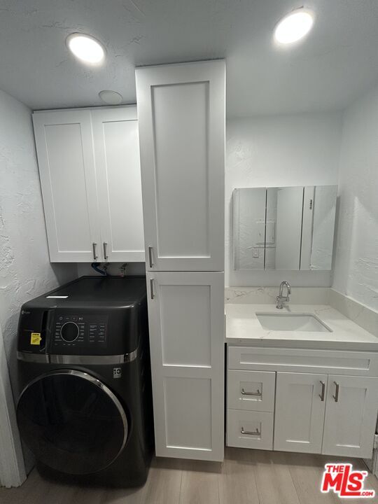 735 W Milford St Unit 105