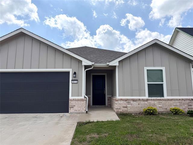 Building Photo - 4910 Dry Creek Rd