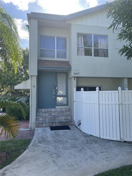 Building Photo - 3007 NW 5th Terrace Rental