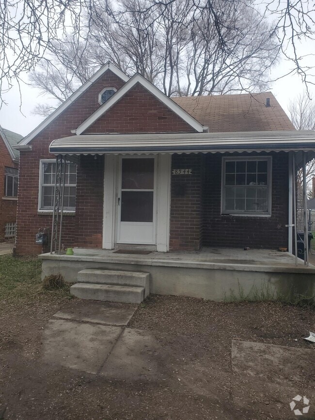 Building Photo - 8544 Roselawn St Rental