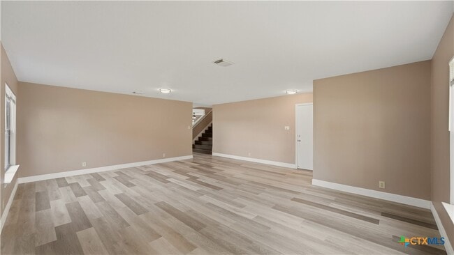 7338 Raintree Forest
