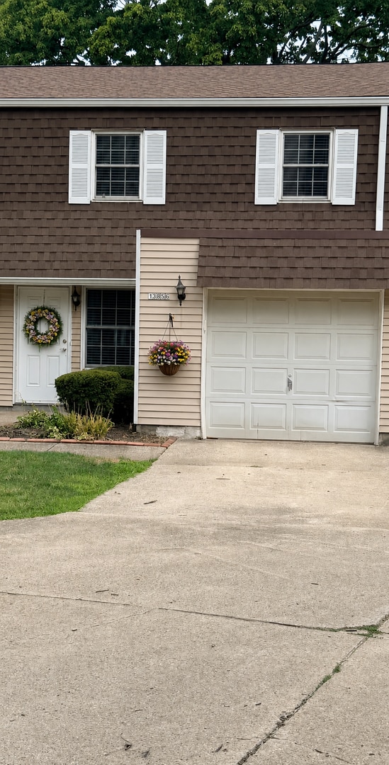 Photo - 13856 Oak Brook