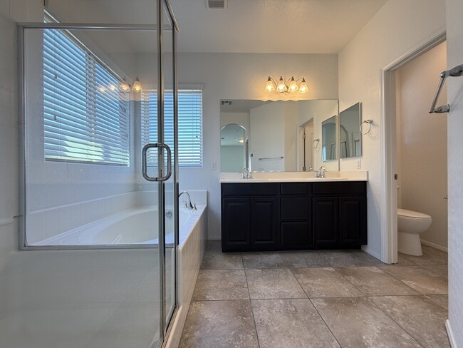 757 Calamus Palm Pl