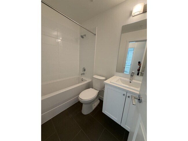 Photo - 15733-15785 85 Ave Unit 413