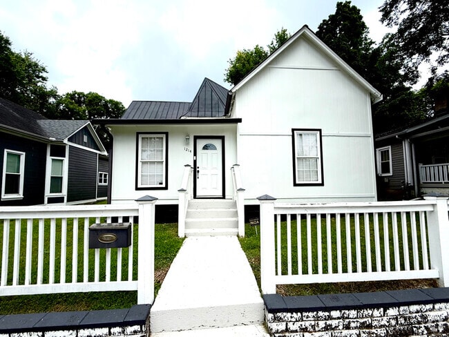 Building Photo - 1214 Joseph Ave Rental