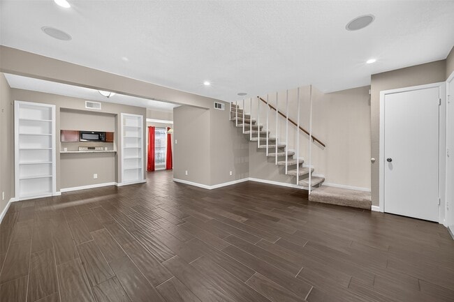 Photo - 6111 Beverly Hill St Unit 28