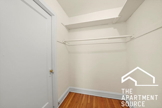 Photo - 3304 W Schubert Ave