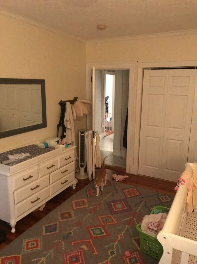 Photo - 883 Farmington Ave Unit 1