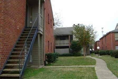Building Photo - 12500 Sandpiper Dr Unit 82 Rental