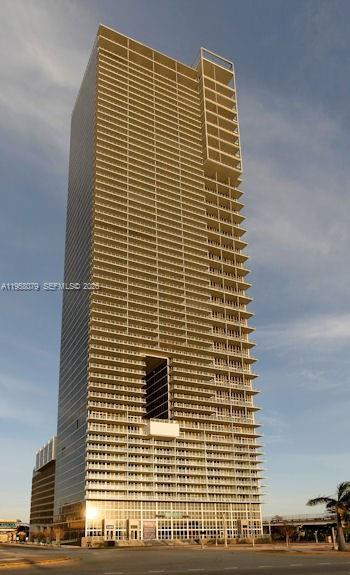 Building Photo - 1100 Biscayne Blvd Unit 5401