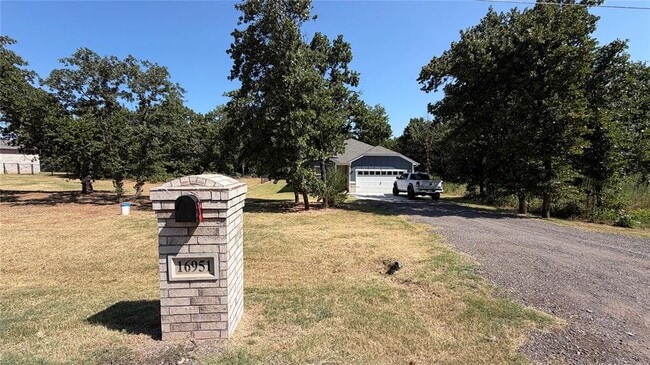Building Photo - 16951 Buck Cir