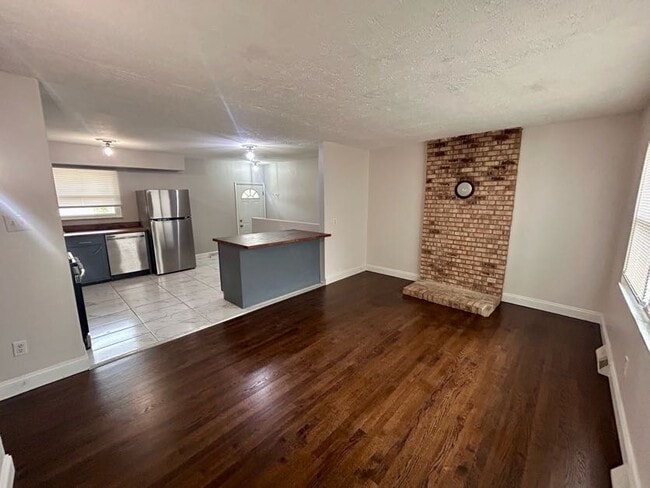 Photo - 5148 Fullerton Dr