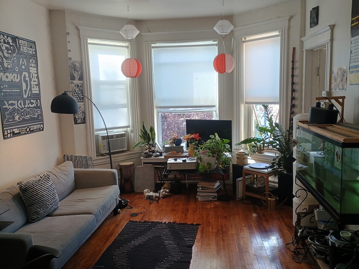 Photo - 2332 W 25th St Unit 2332 W 25th Street