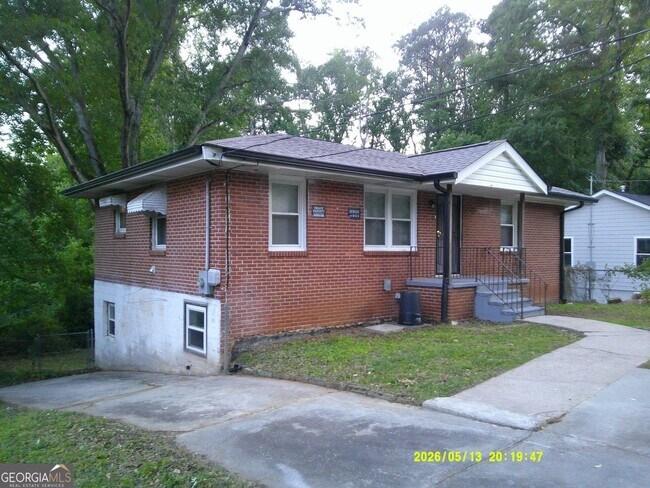 166 Polar Rock Rd SW
