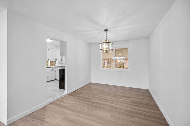 Photo - Beautiful South Valley Home! Available Now!