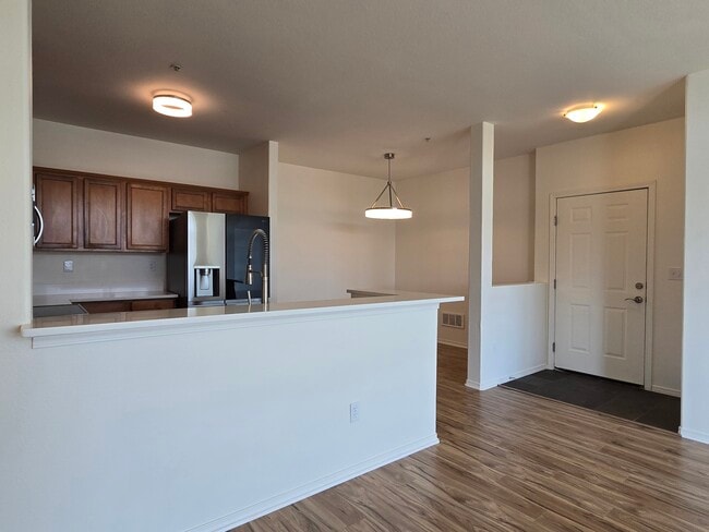 Building Photo - 14915 38th Dr SE Unit E3009