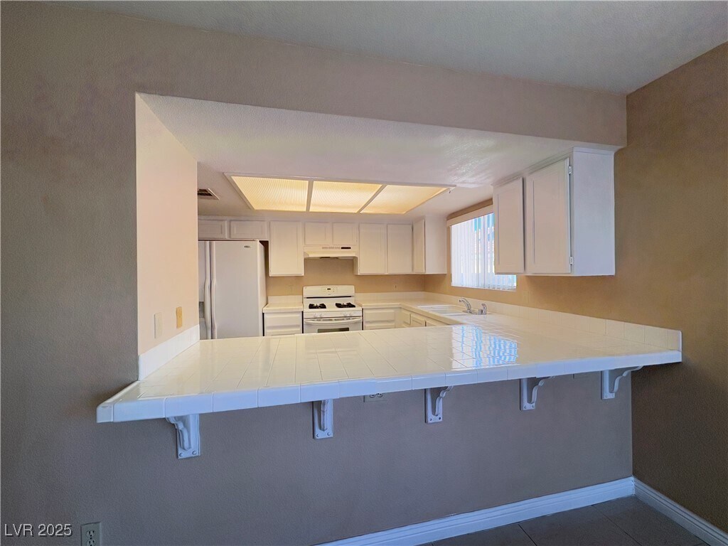 Photo - 924 Carmel Shrs Dr