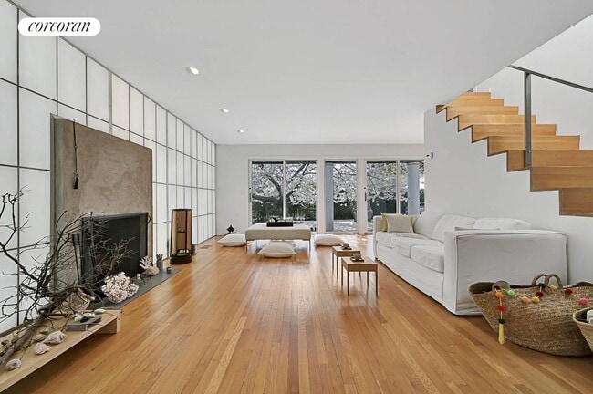 Photo - 15 Cedar Ave