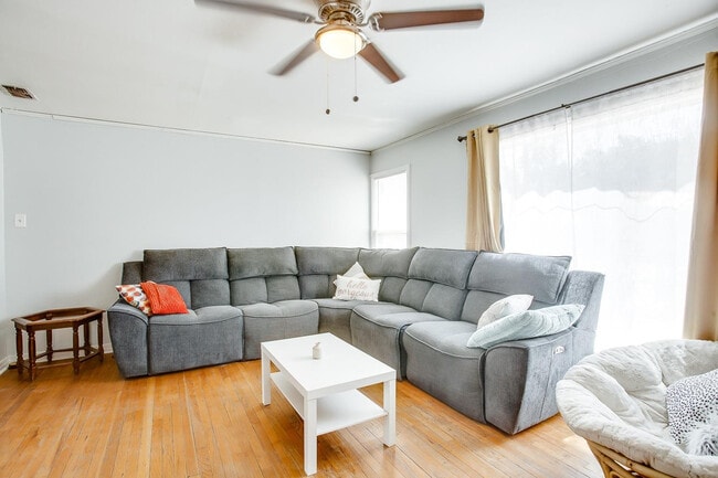 Photo - 3411 28th St