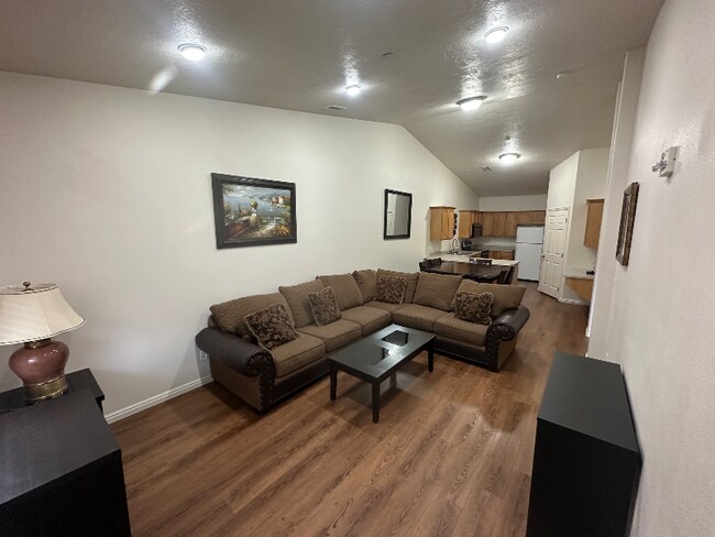 1931 N Canyon Rd Unit 316