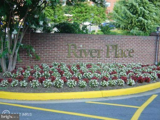 Photo - 1121 Arlington Blvd Apartment Unit 322