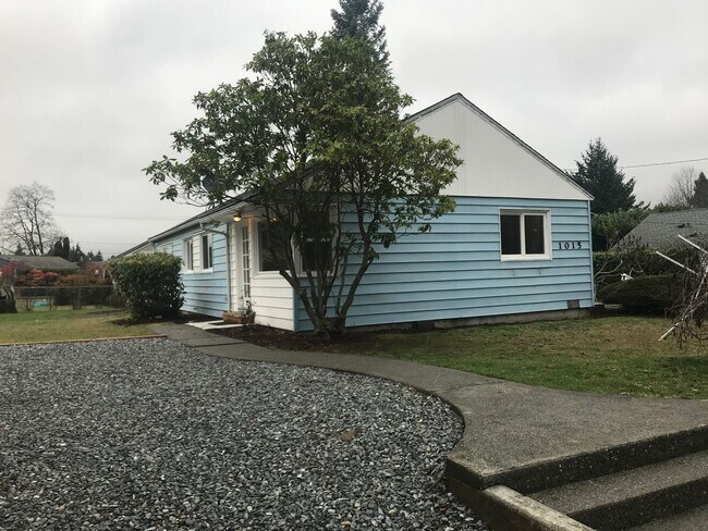 Photo - 1015 Lane Pl Unit 1015 1/2