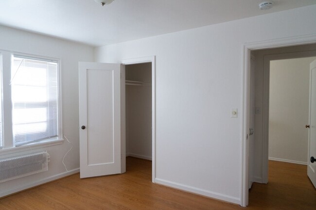 Photo - Study, Sleep, Repeat — Vintage 2-Bedroom N... Unidad 002W