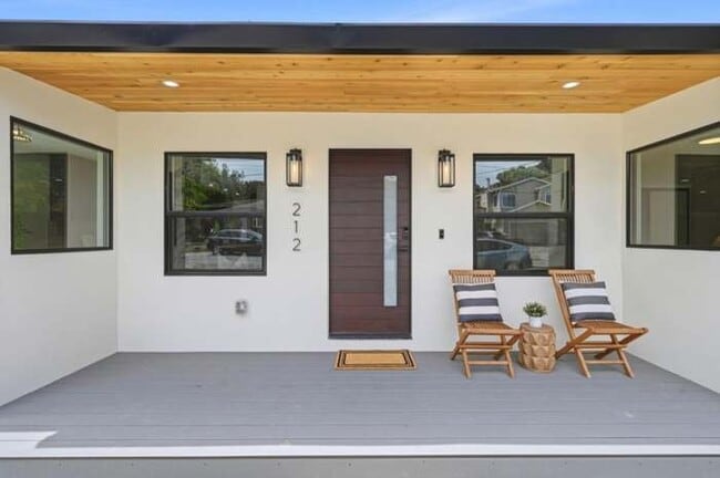 Photo - 212 Winona Ave