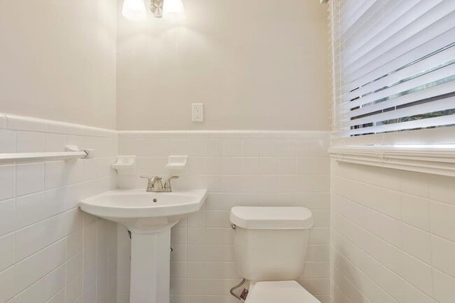 Photo - 2610 Harmony Way