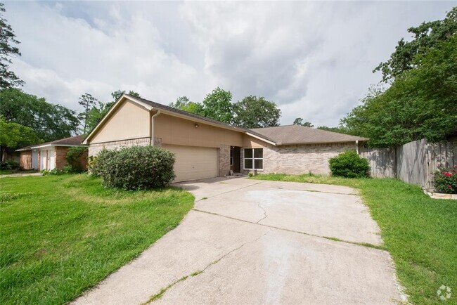 Building Photo - 16774 Glen Eagle Dr N Rental