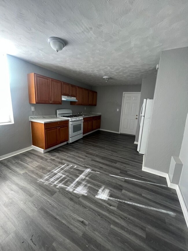 Photo - 46 Shawmut St Unidad 2
