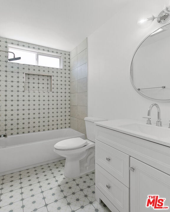 Photo - 6736 Woodley Ave Unit 18