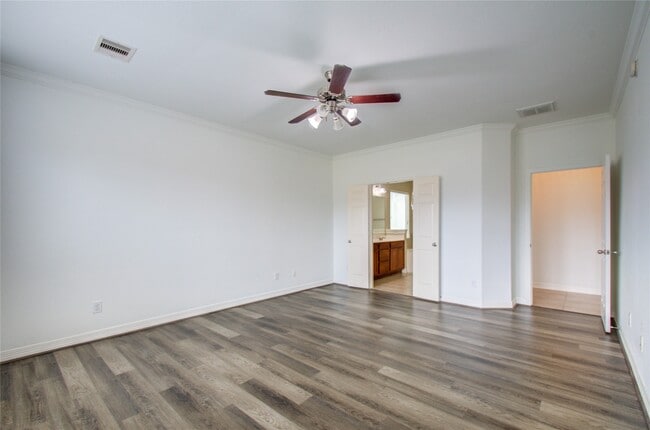 Photo - 18103 Double Bay Rd